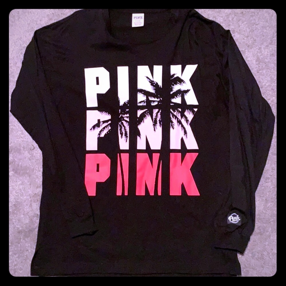 ☀️ VS Pink Long Sleeve Campus Tee ☀️